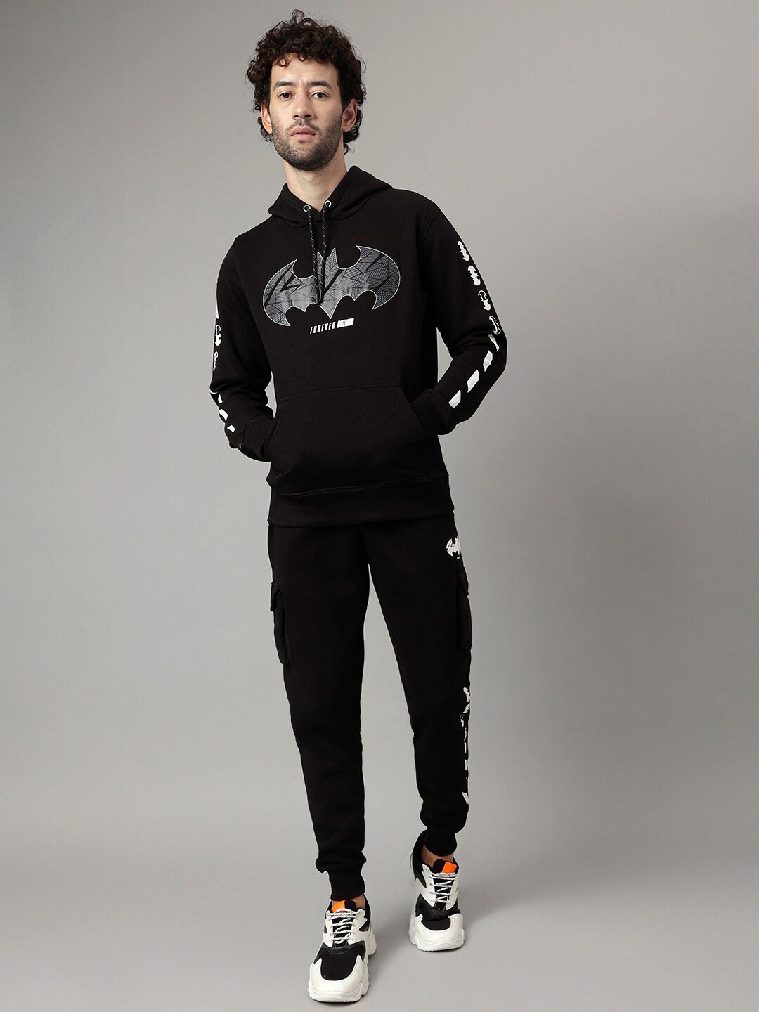 

Free Authority Batman Printed Hooded Sweatshirt with Joggers, Black