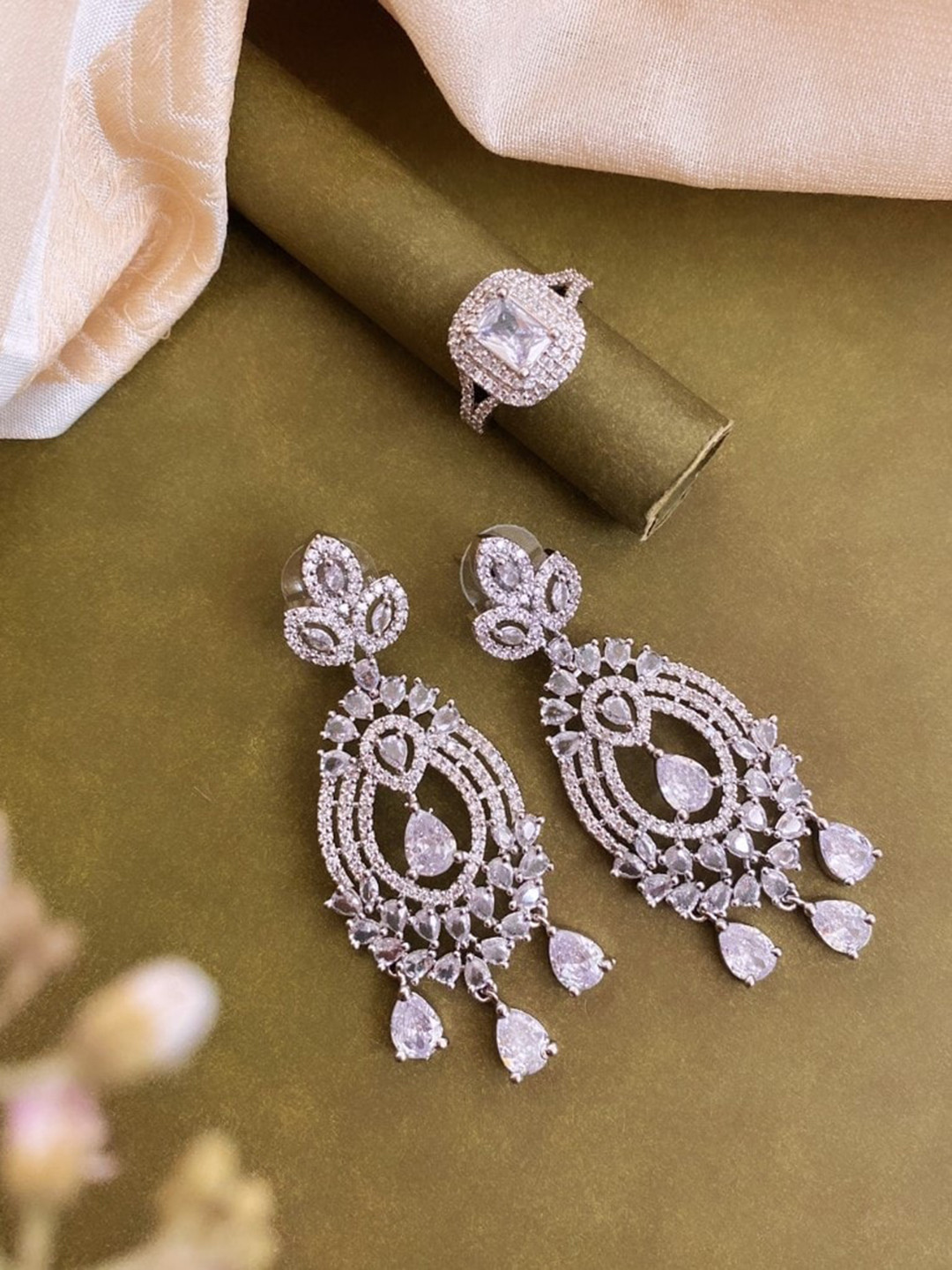 

ATIBELLE Silver-Plated Cubic Zirconia Studded Floral Shaped Ring-Earrings, White