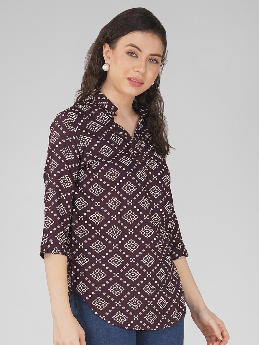 

Vastraa Fusion Bhandani Printed Shirt Style Top, Purple