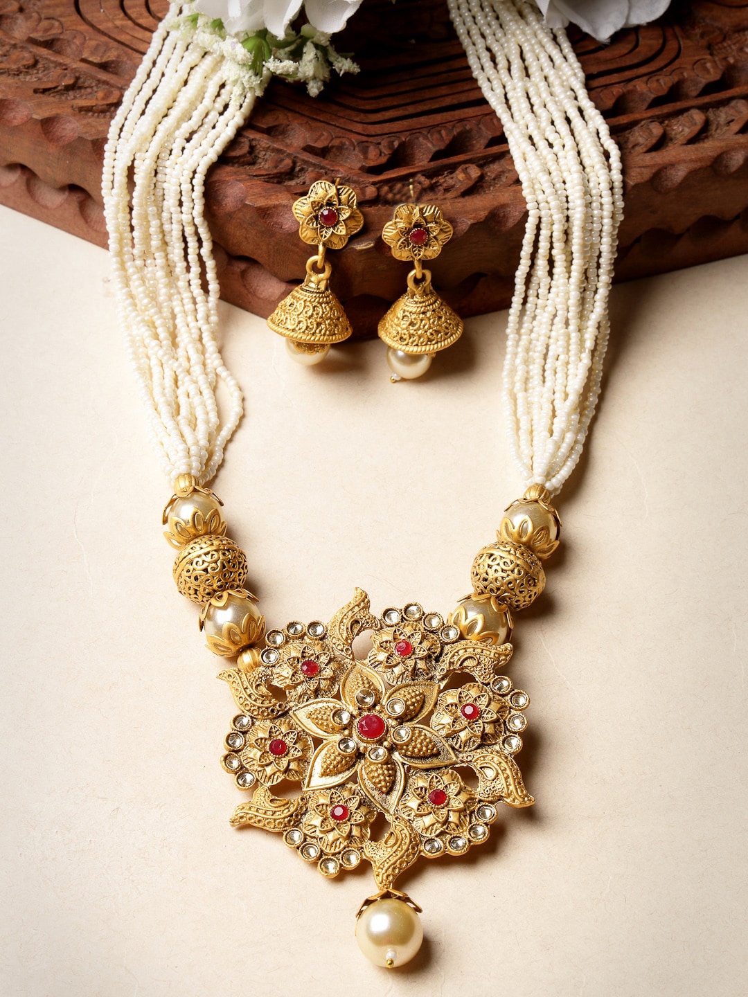 

ADIVA Gold Plated Artficial Stone Studded & Beaded Jewellery Set