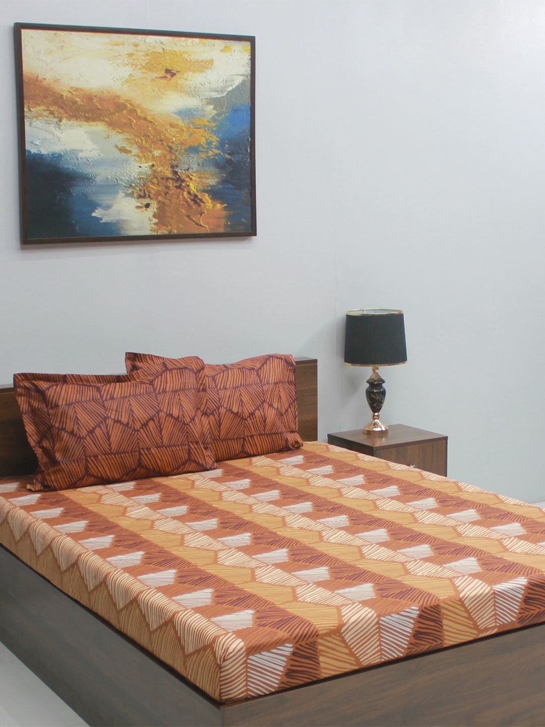 

BOMBAY DYEING Glory Brown & White Cotton 104 TC Queen Bedsheet with 2 Pillow Covers