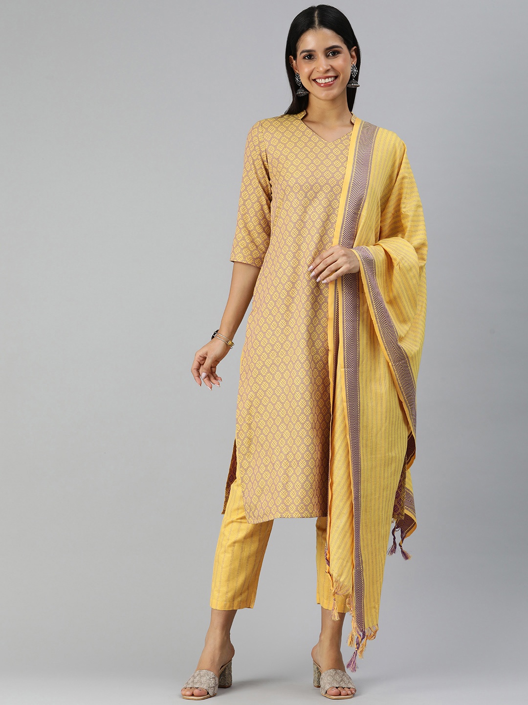 

HRITIKA Woven Design Mandarin Collar Kurta with Trousers & Dupatta, Yellow