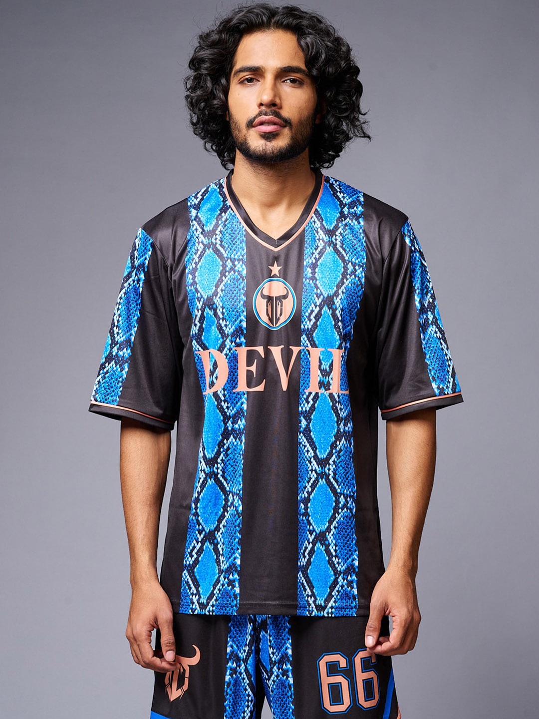 

GO DEVIL Animal Printed V-Neck T-Shirt With Shorts, Blue