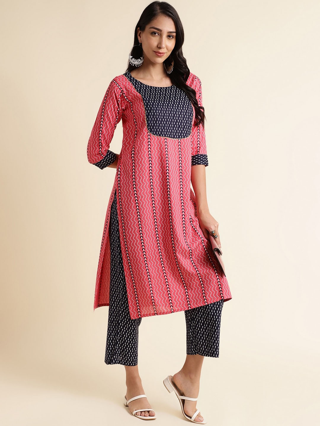 

Fabclub Printed Gotta Patti Kurta with Trousers, Pink