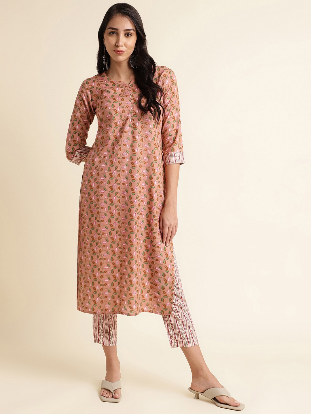 

Fabclub Floral Printed Kurta with Trousers, Peach