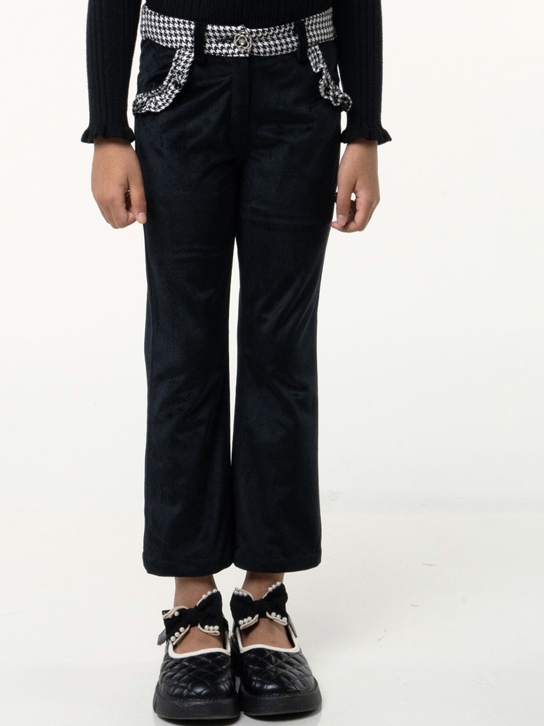 

One Friday Girls Classic Mid Rise Cropped Trousers, Black