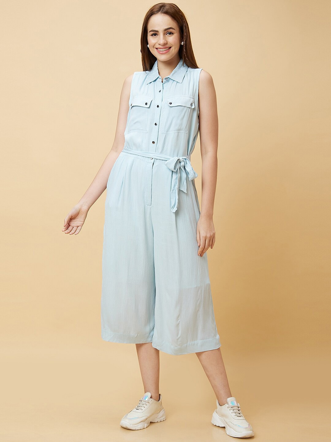 

Globus Blue Shirt Collar Waist Tie-Ups Capri Jumpsuit