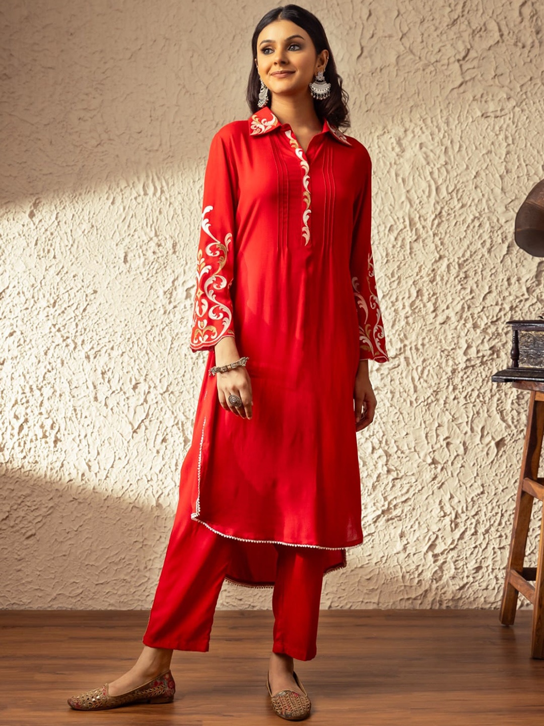 

KAJREE Floral Embroidered High-Low Pure Cotton A-Line Kurta with Trousers, Red
