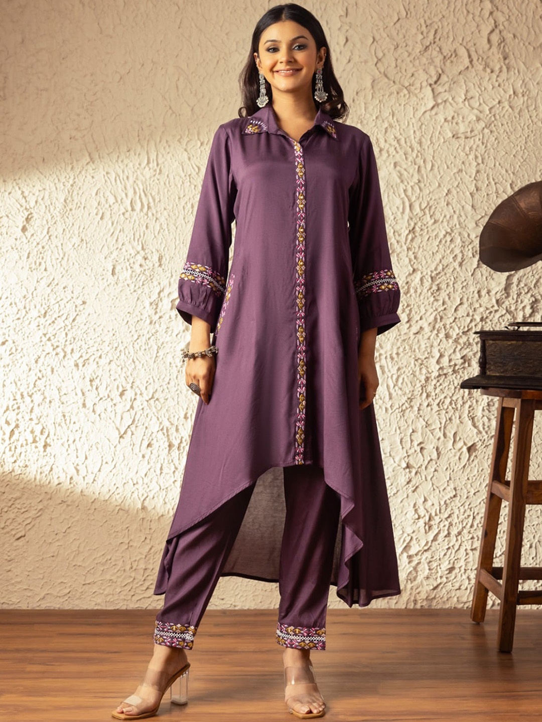 

KAJREE Floral Embroidered High-Low A-Line Kurta with Trousers, Purple
