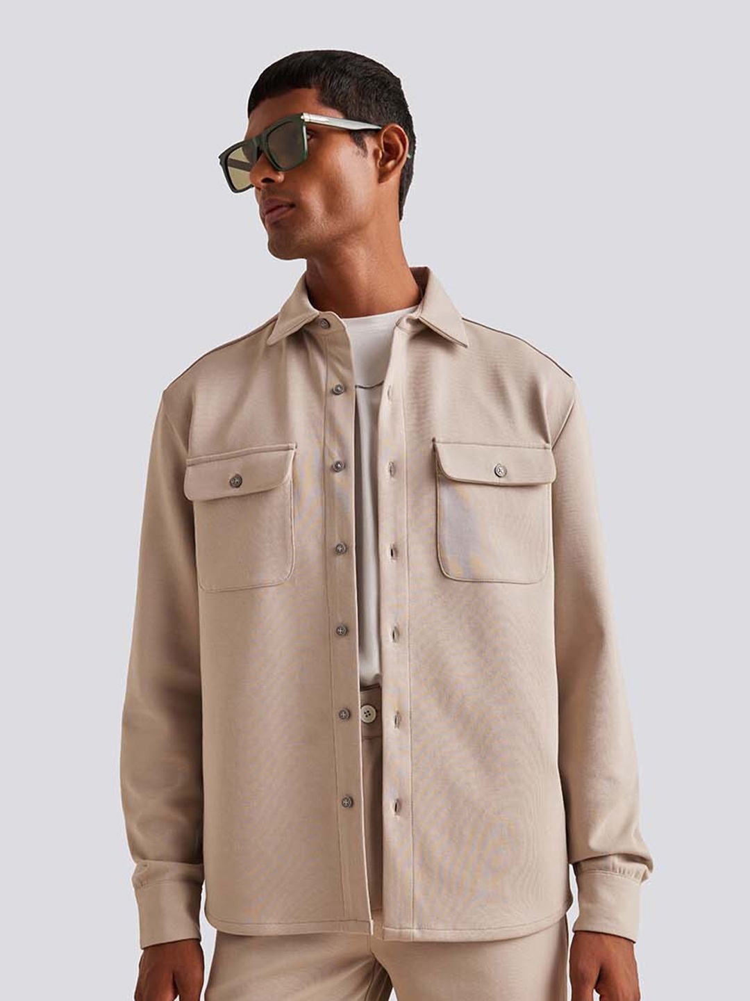 

Muvazo Spread Collar Cotton Shirt, Coffee brown