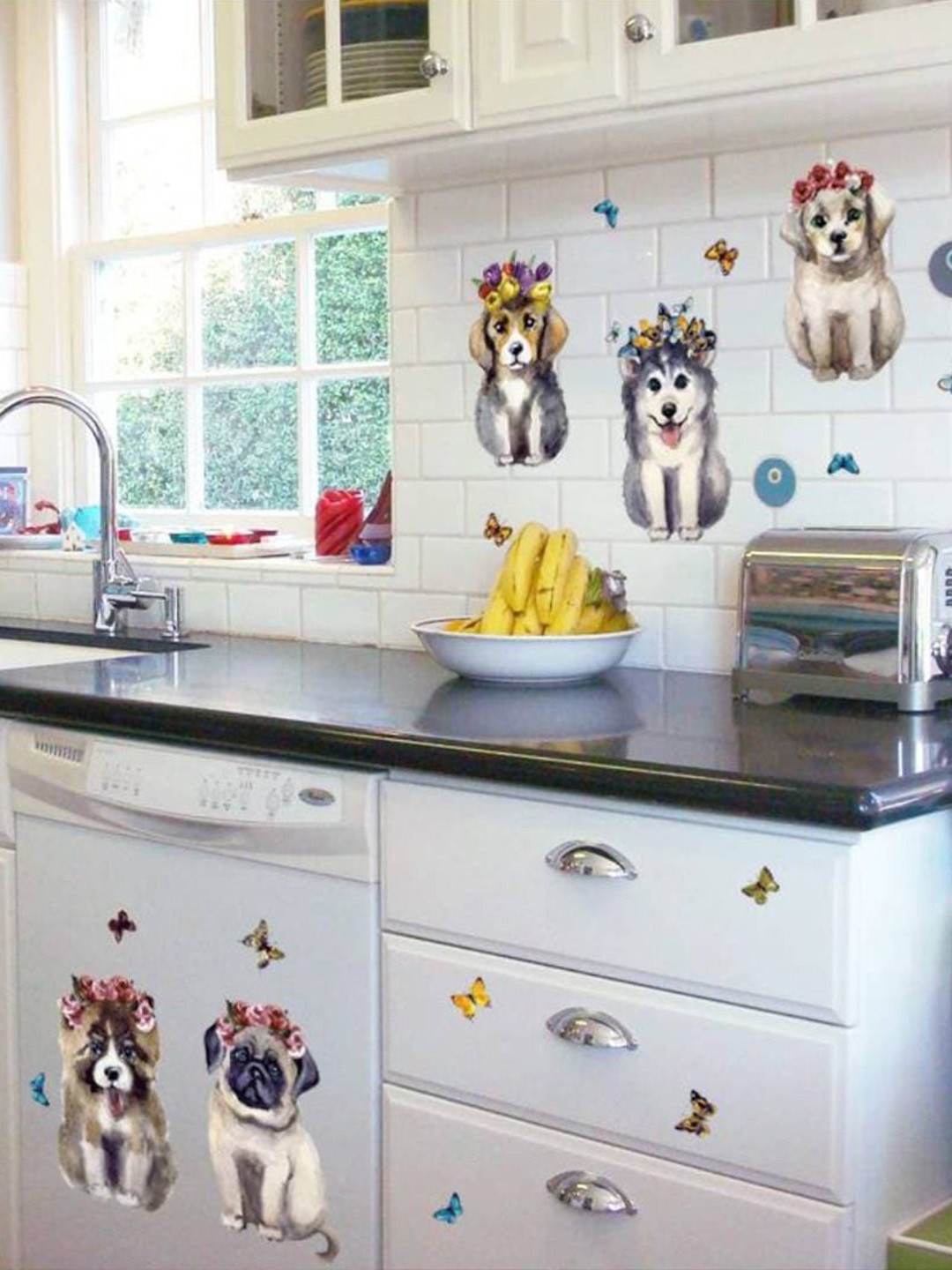 

Jaamso Royals White & Brown Zoo Animal Bear Self Adhesive Wall Sticker