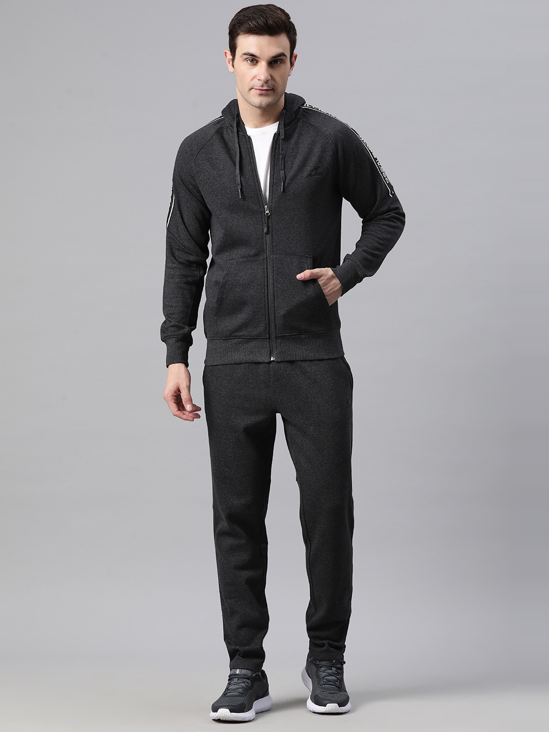 

Alcis Men Solid Mid-Rise Tracksuit, Grey melange