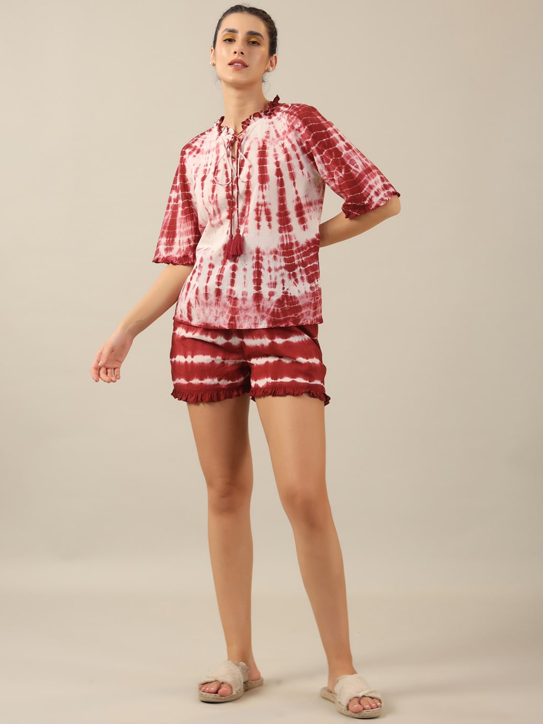 

SANSKRUTIHOMES Dyed Tie-Up Neck Pure Cotton Top With Shorts, Maroon