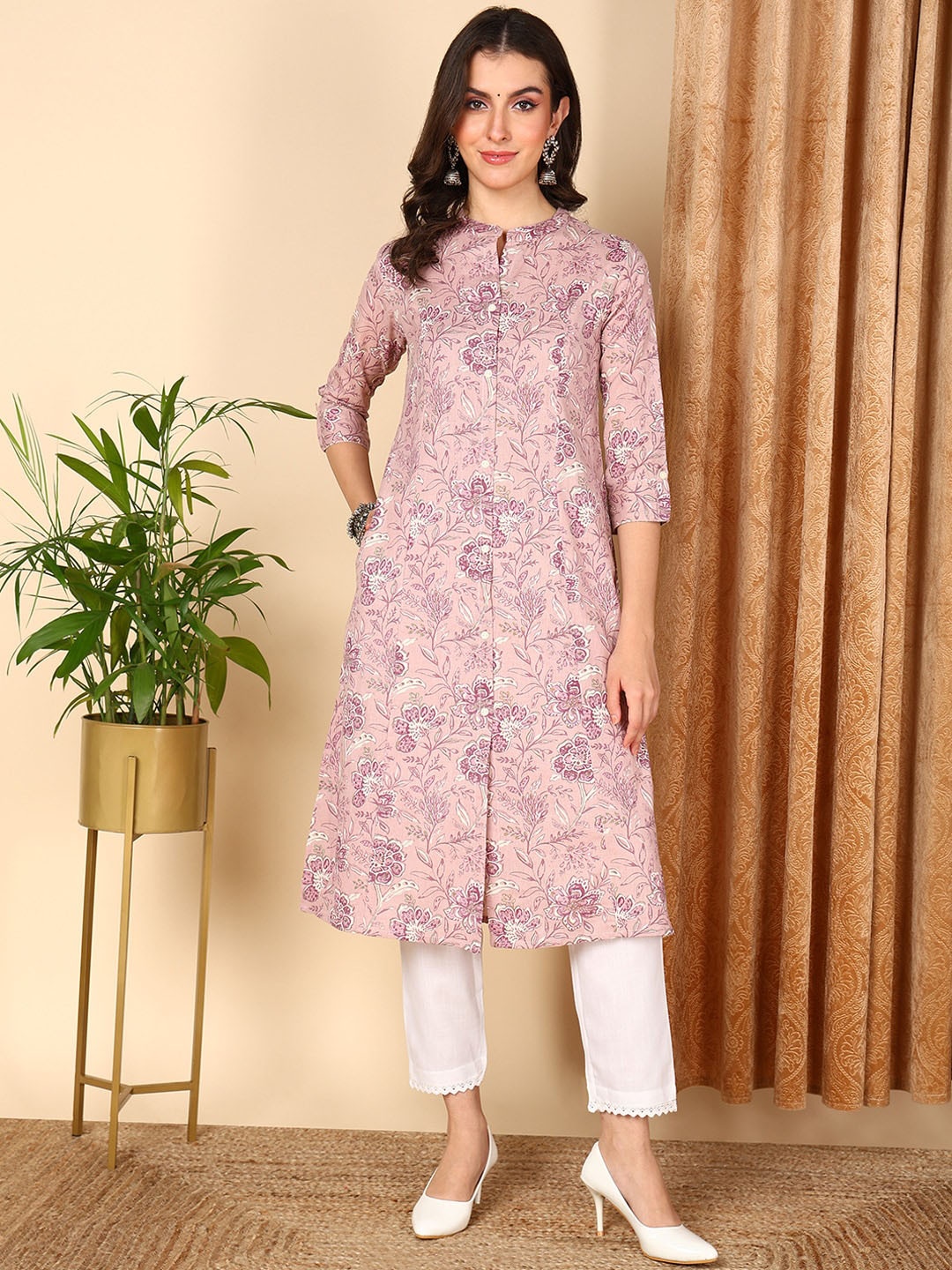 

AHIKA Floral Printed Keyhole Neck Flared Sleeves Thread Work Anarkali Kurta, Mauve