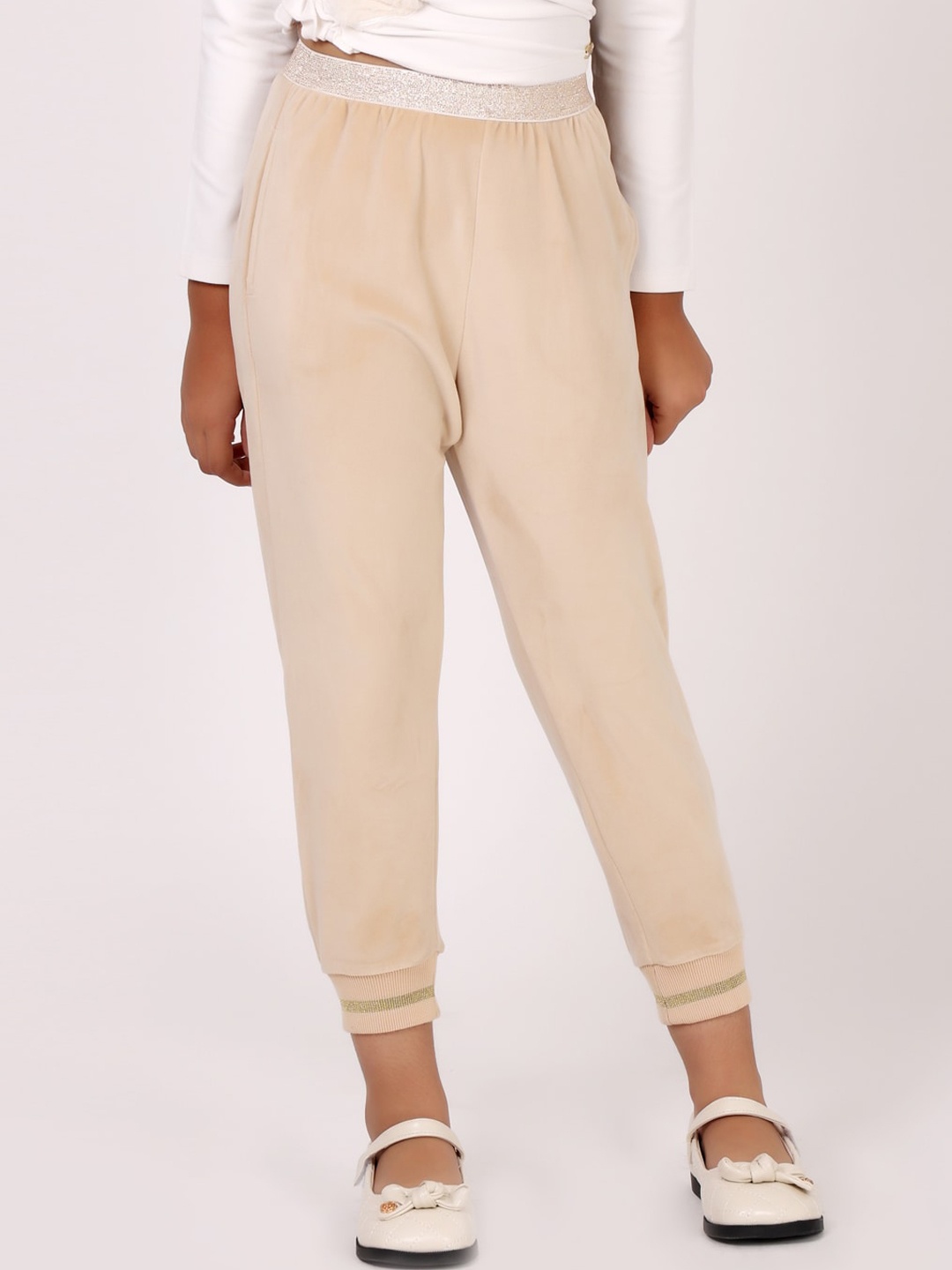 

One Friday Girls Classic Mid Rise Joggers, Beige