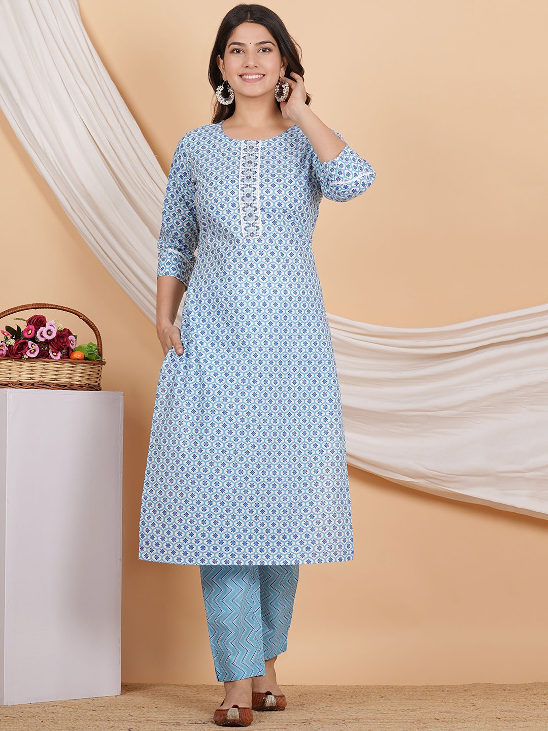 

ZOYOTO Ethnic Motifs Printed Pure Cotton Kurta With Trousers, Blue