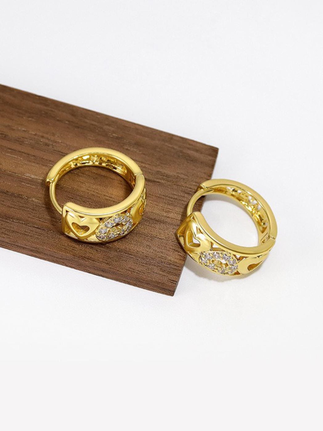 

MYKI Gold-Plated American Diamond-Studded Contemporary Studs Earrings