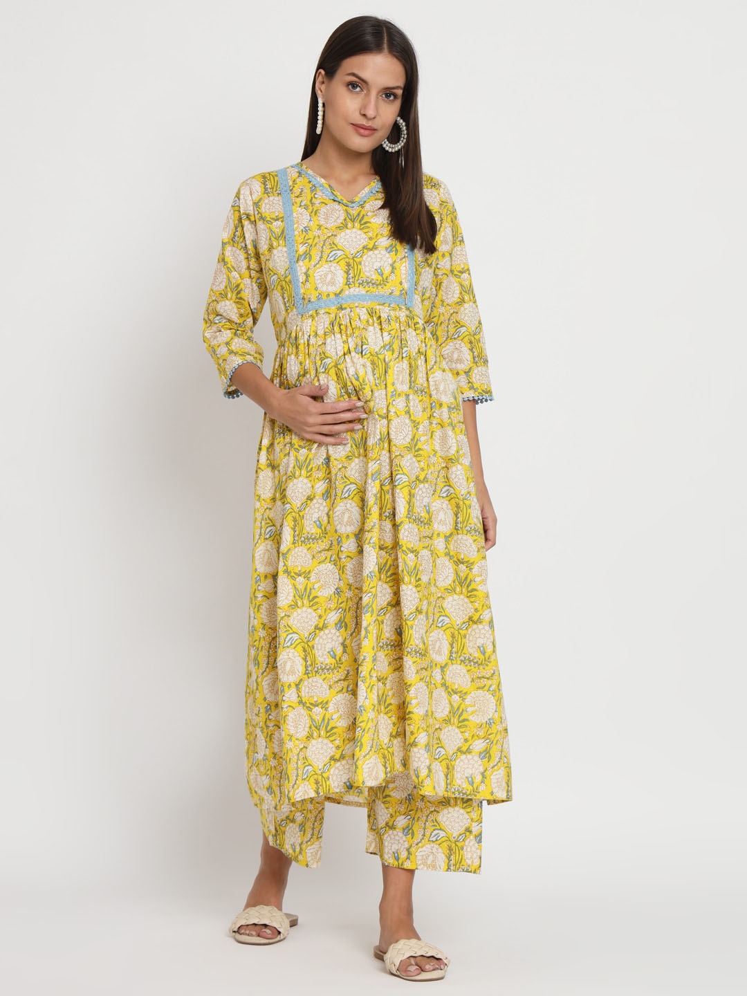 

Aujjessa Maternity Floral Printed Lace Detail A-Line Pure Cotton Kurta with Palazzos, Yellow
