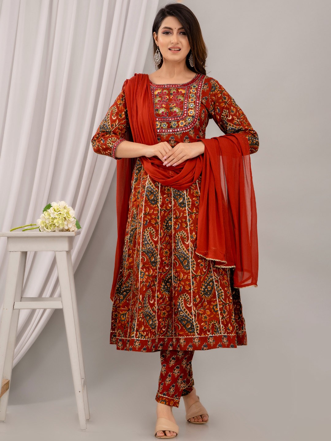 

FrionKandy Paisley Printed Mirror Work Pure Cotton Anarkali Kurta & Trouser With Dupatta, Maroon