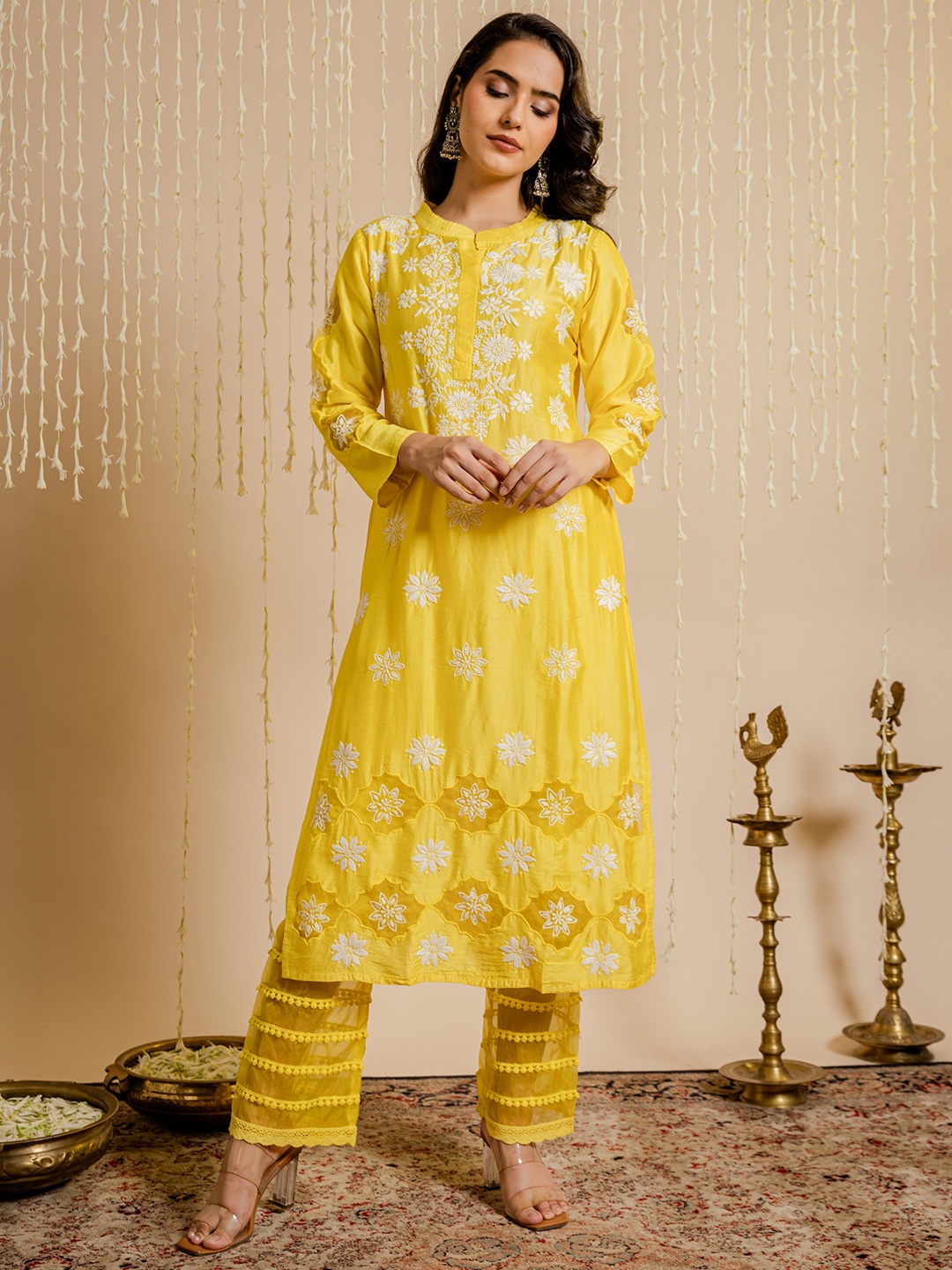 

HOUSE OF KARI Floral Embroidered Chanderi Silk Chikankari Kurta, Yellow