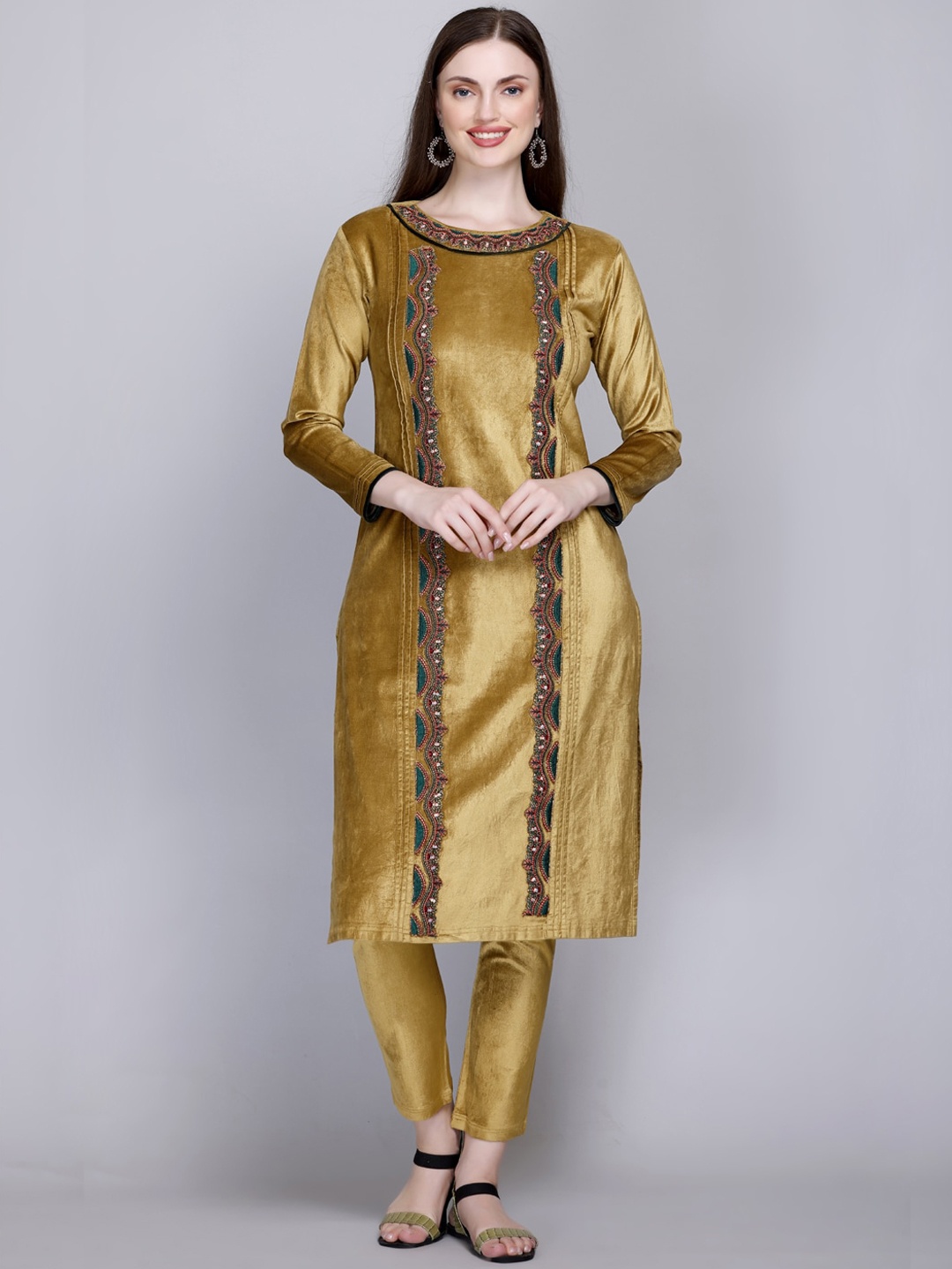 

VELVTINE Women Beige Ethnic Motifs Embroidered Regular Thread Work Pure Wool Kurta with Trousers & With