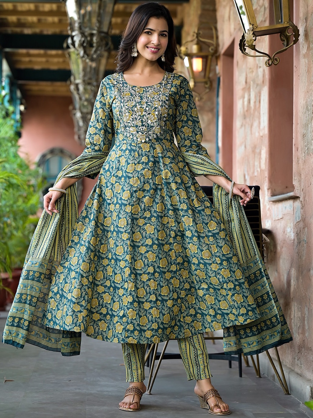 

Yufta Floral Printed Round Neck Anarkali Pure Cotton Kurta With Trousers & Dupatta, Green