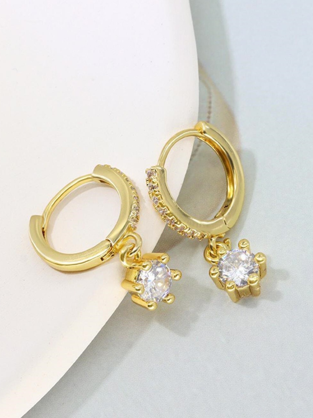 

MYKI Gold-Plated Contemporary Hoop Earrings