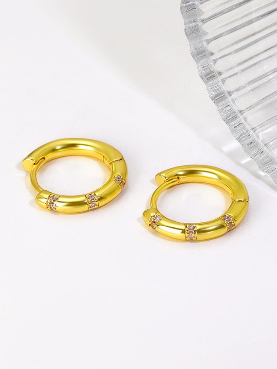 

MYKI Gold-Plated Contemporary Hoop Earrings