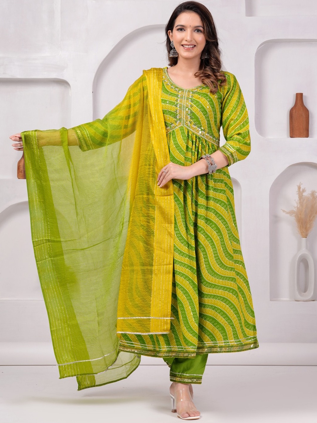 

UNISETS Geometric Printed Mirror Work Empire Kurta with Trousers & Dupatta, Green