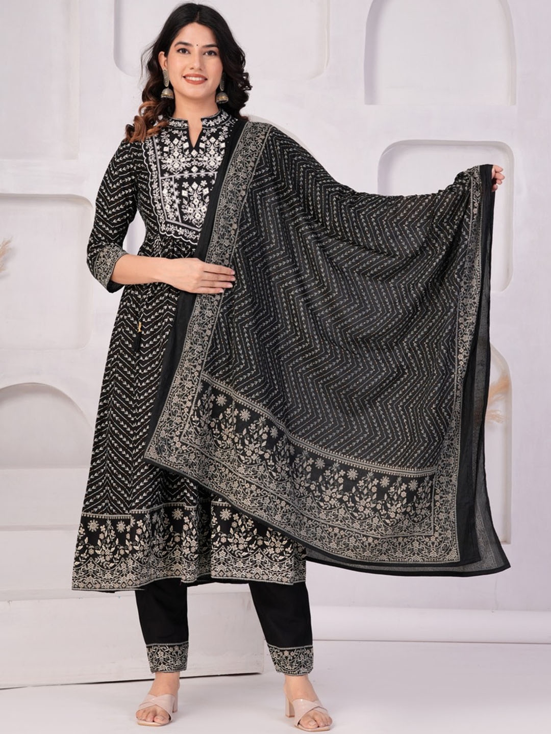 

UNISETS Geometric Printed Thread Work Band Collar Kurta with Trousers & Dupatta, Black