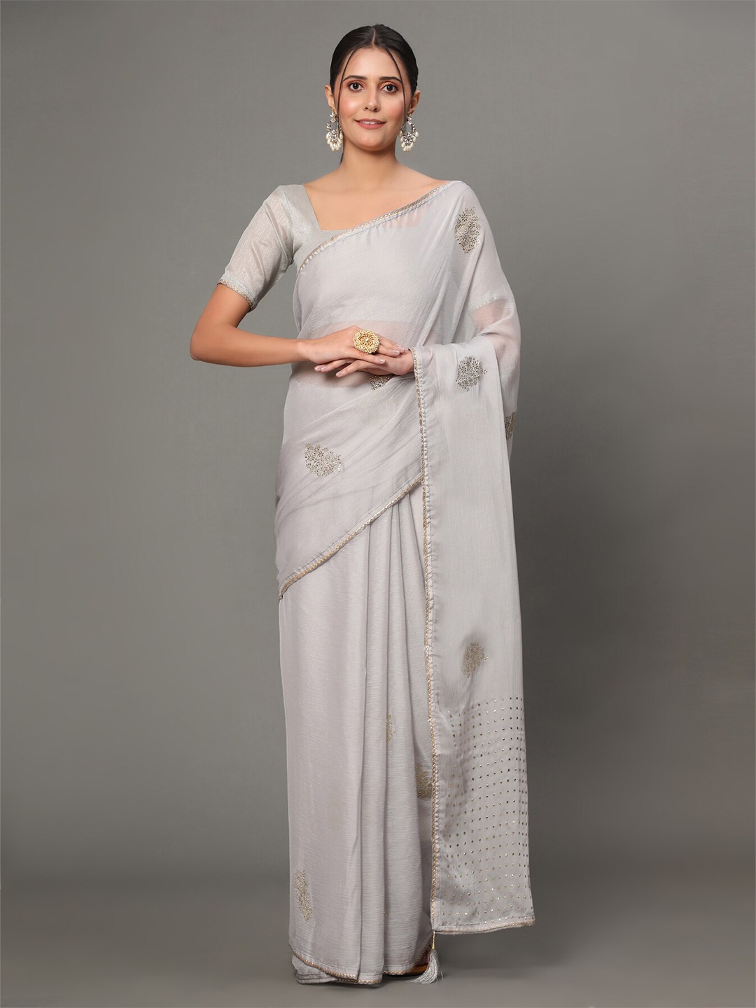 

GoStyle Floral Embellished Beads and Stones Block Print Saree, Grey