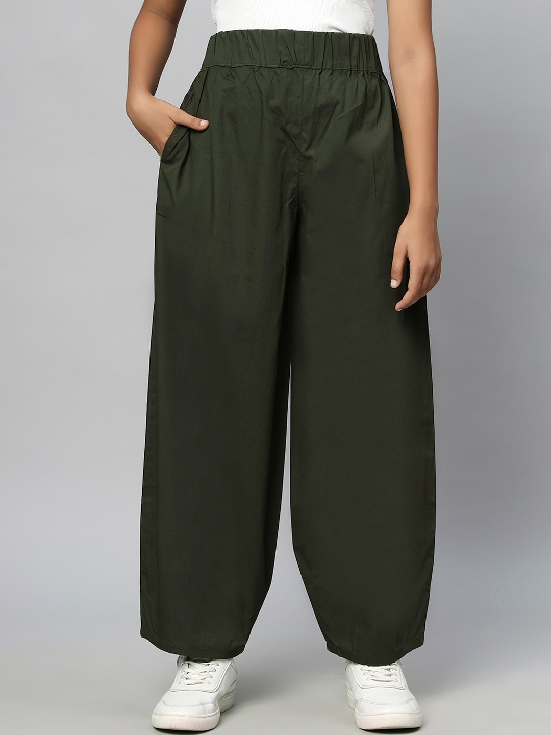 

TeenTrums Girls Loose Fit Easy Wash Cotton Parallel Trousers, Olive