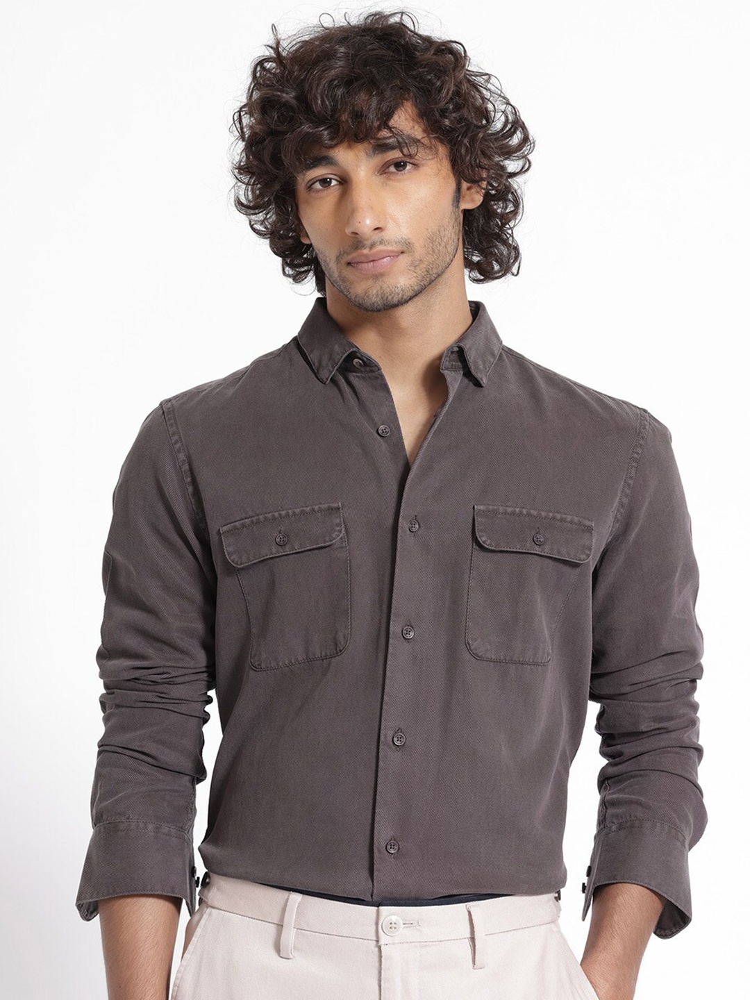

RARE RABBIT Men Lipton Slim Fit Spread Collar Cotton Shirt, Brown