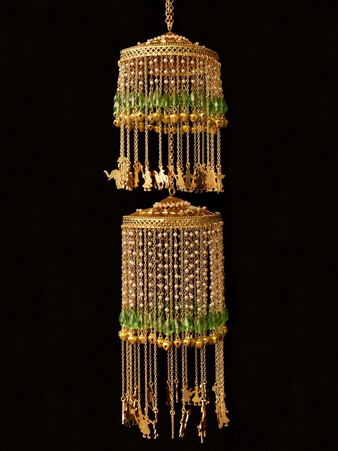 

BeAbhika Set Of 2 Layered Kaleera, Gold