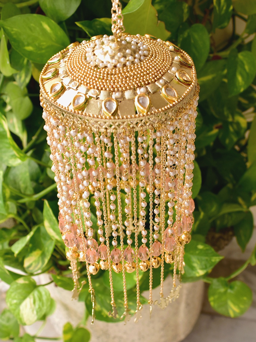 

BeAbhika Set Of 2 Stone Studded Kaleera, Gold