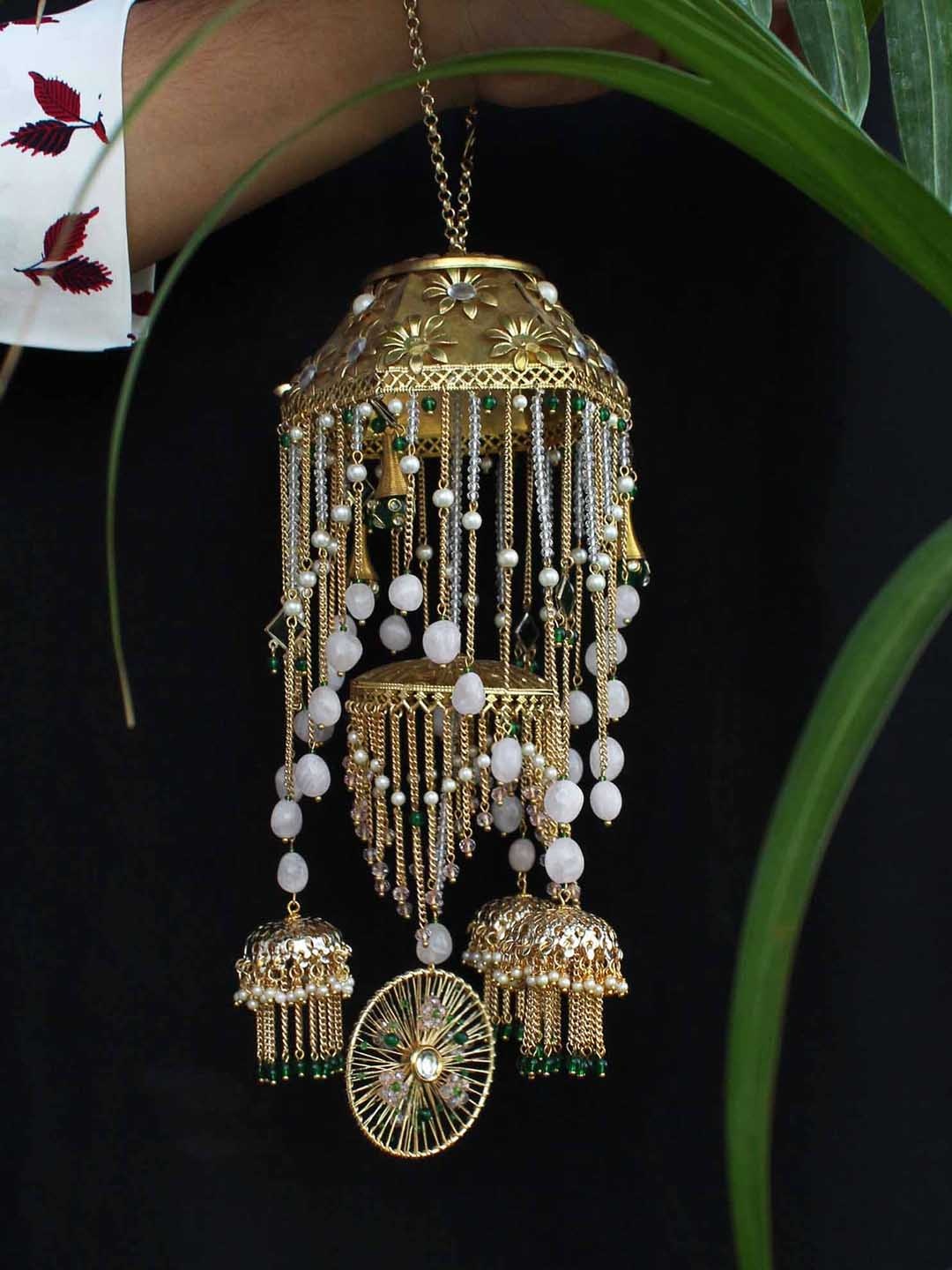 

BeAbhika Set Of 2 Layered Kaleera, Gold