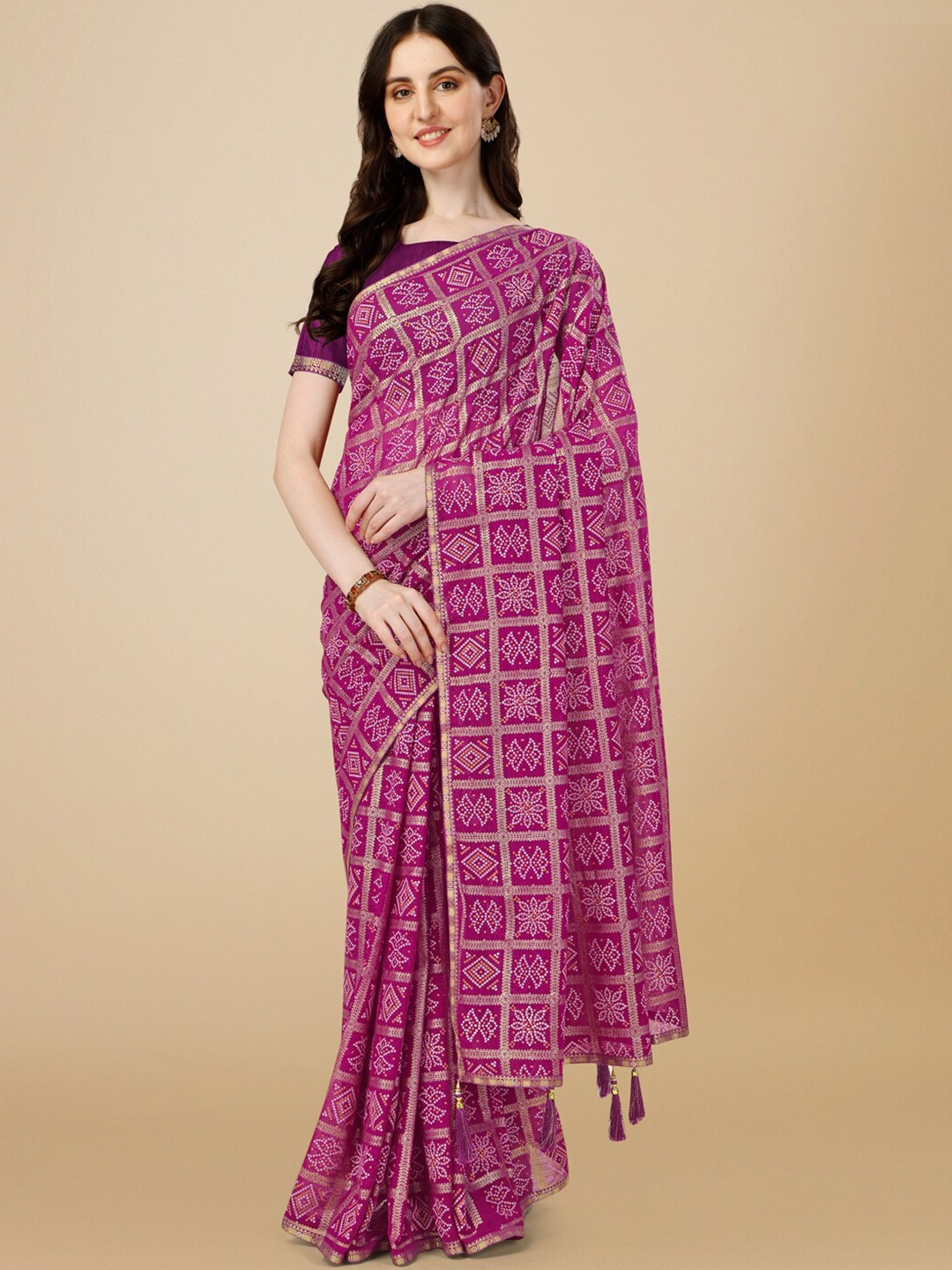 

KALINI Bandhani Printed Saree, Purple