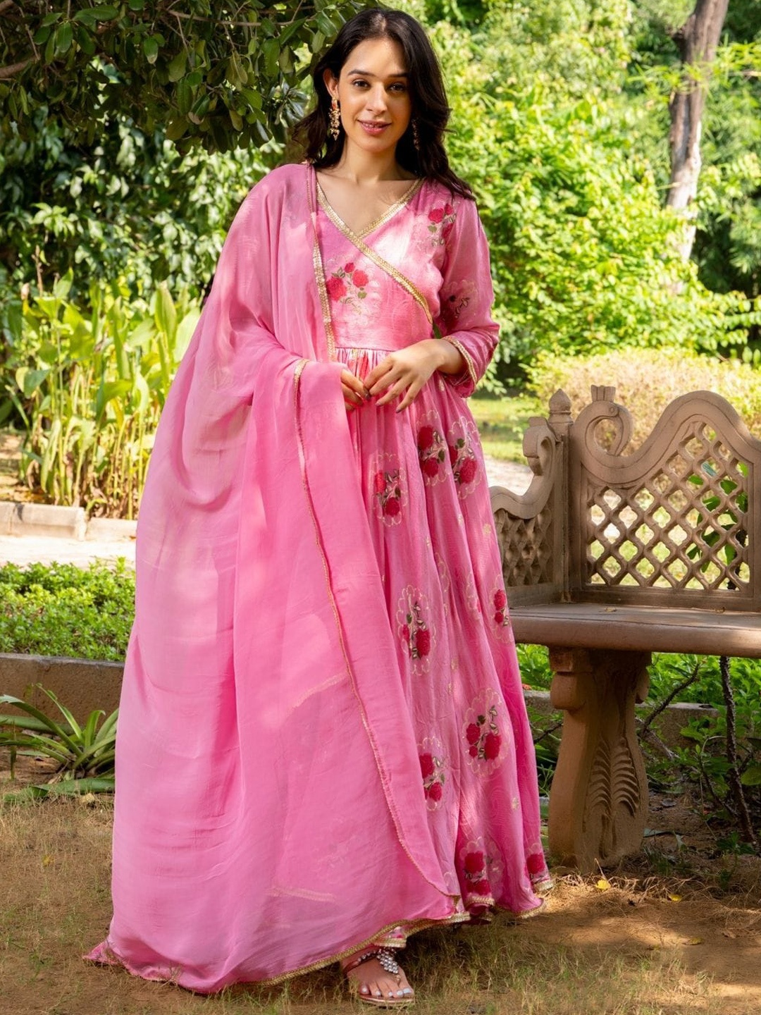 

HOUSE OF JAMOTI Floral Printed Gotta Patti Anarkali Kurta With Dupatta, Pink