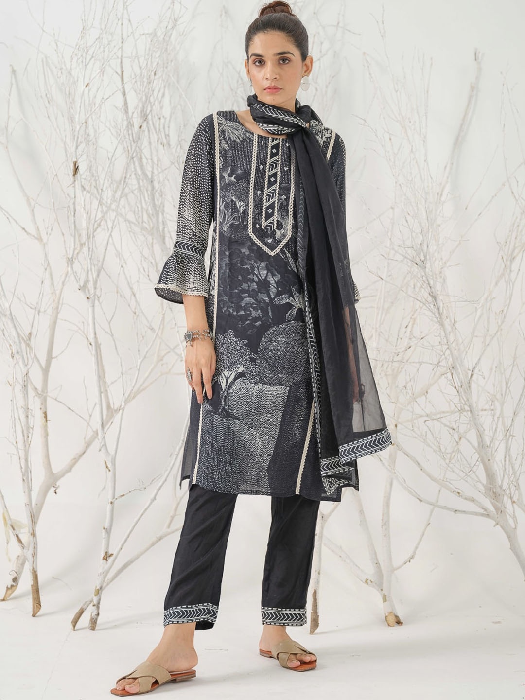 

Sangria Printed Bell Sleeves Straight Kurta With Trousers & Dupatta, Black