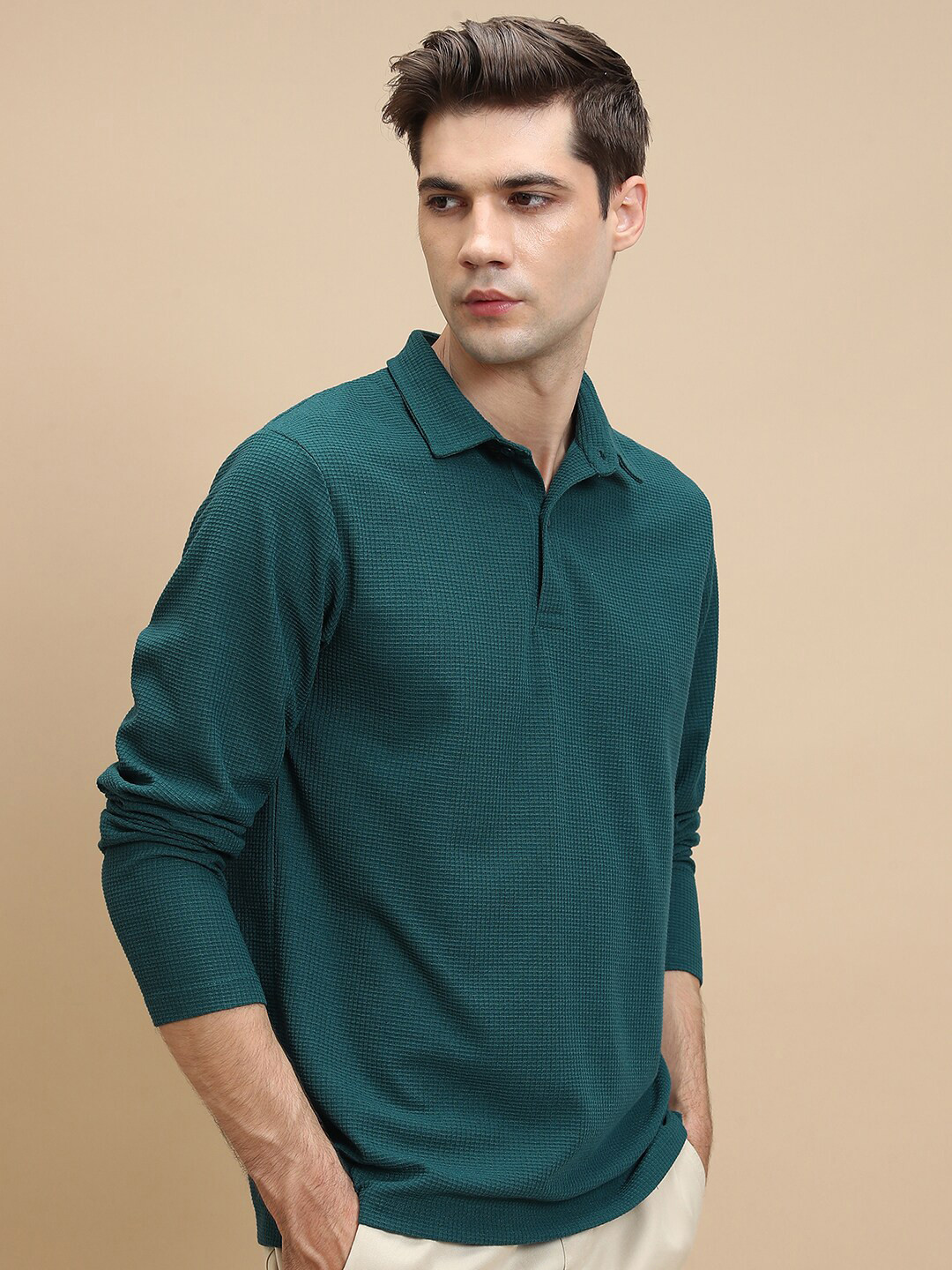 

HIGHLANDER Self Design Textured Polo Collar T-shirt, Green