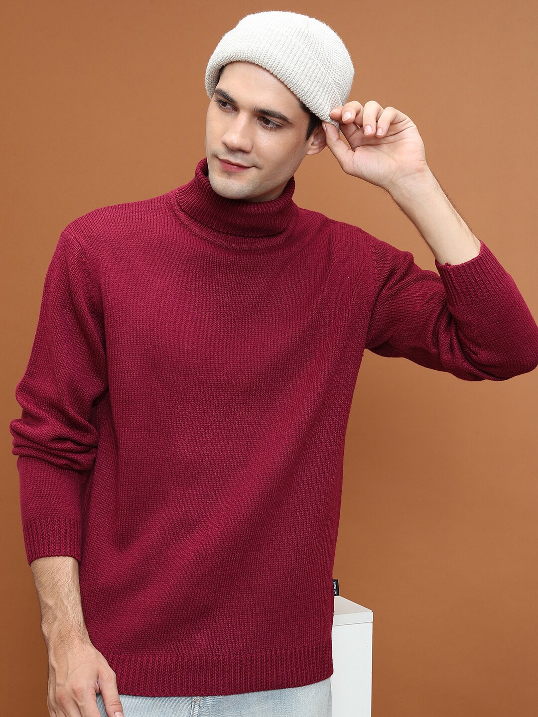 

HIGHLANDER Turtle Neck Acrylic Pullover, Red