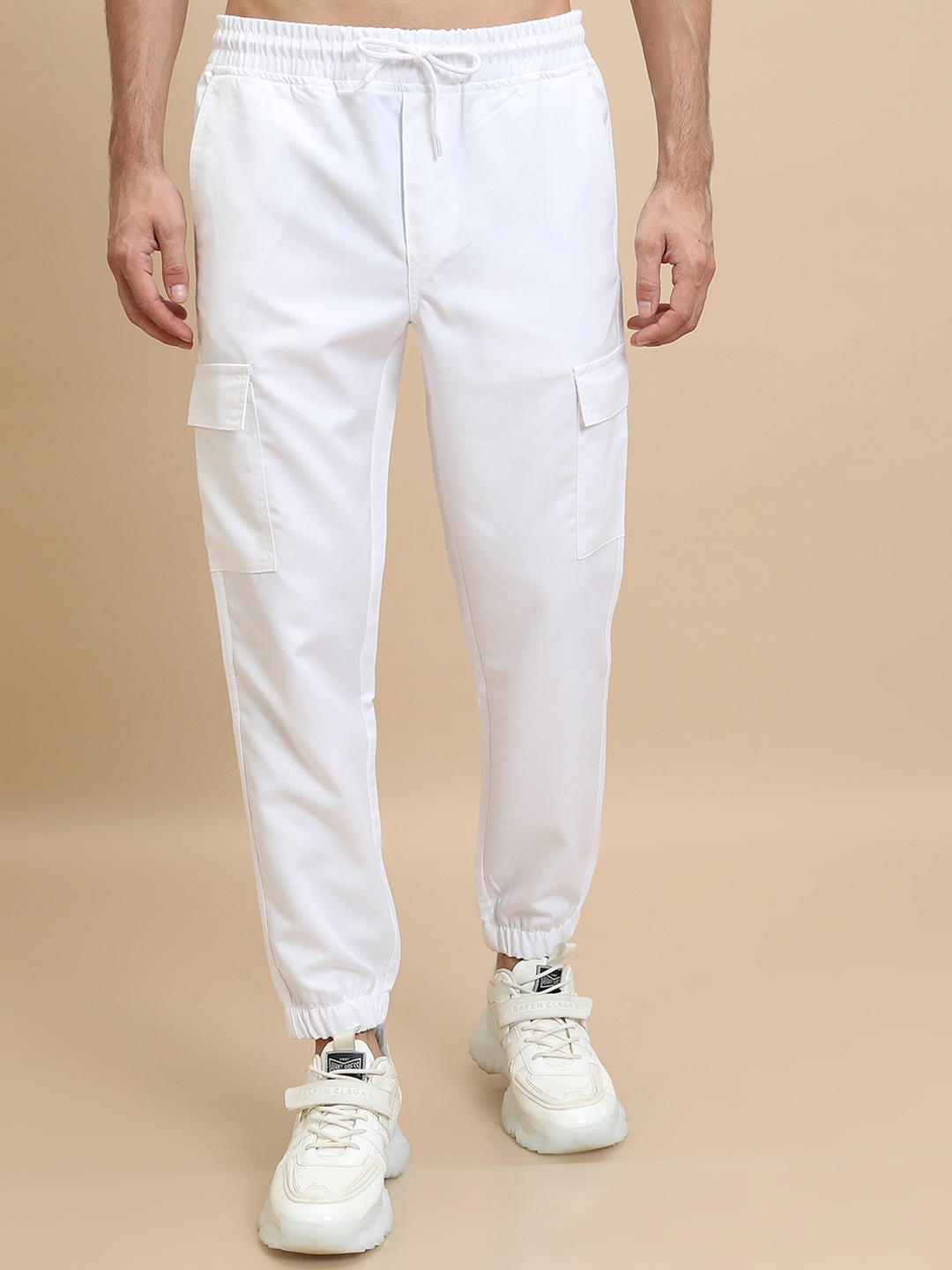 

HIGHLANDER Men Mid-Rise Cargo Jogger Style Trousers, White
