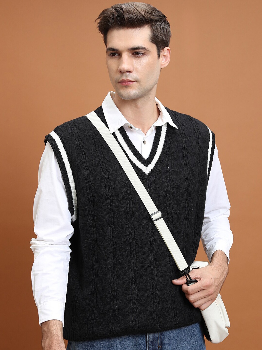 

HIGHLANDER Cable Knit Regular Fit Sweater Vest, Black