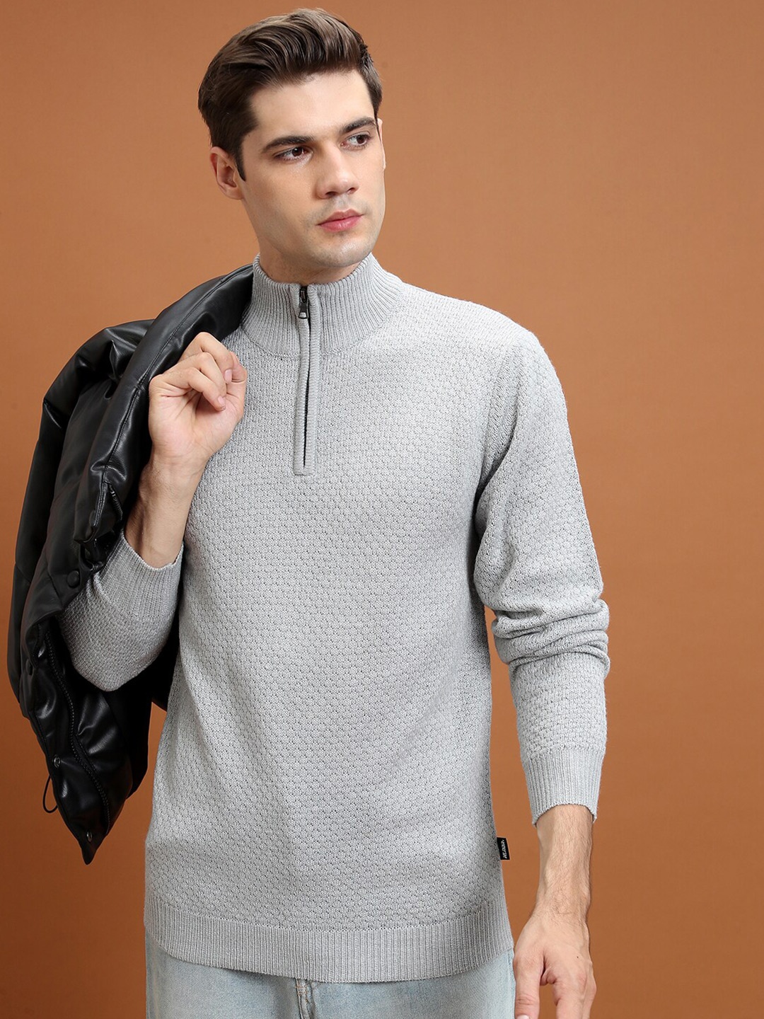

HIGHLANDER Turtle Neck Regular Fit Pullover, Grey