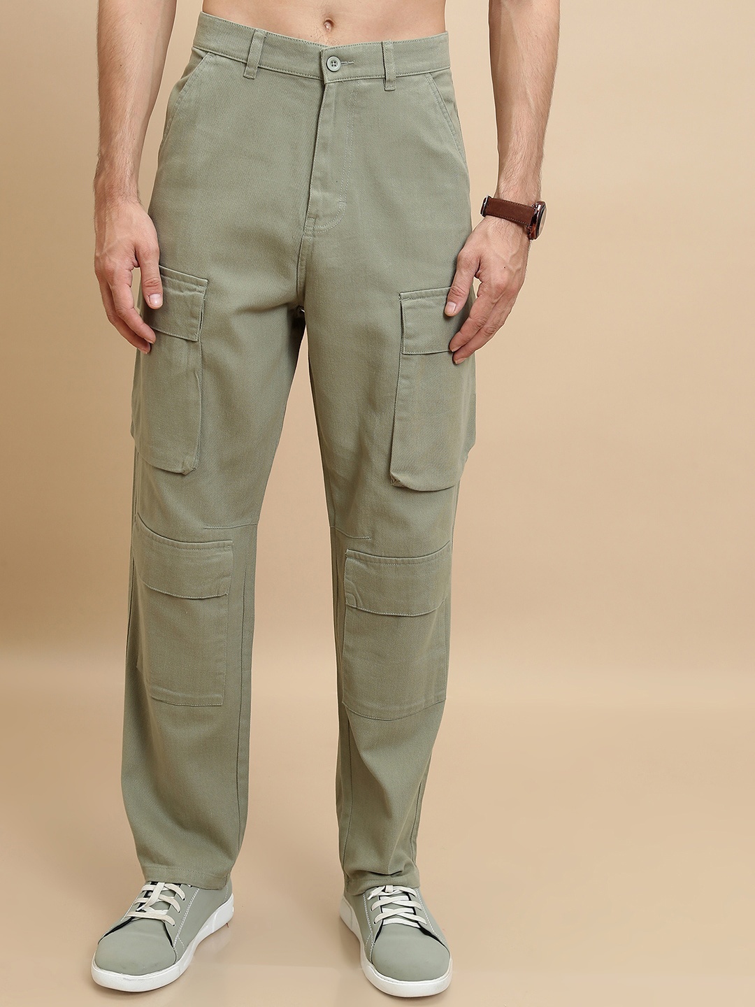 

HIGHLANDER Men Olive Green Mid-Rise Cotton Cargos Trousers