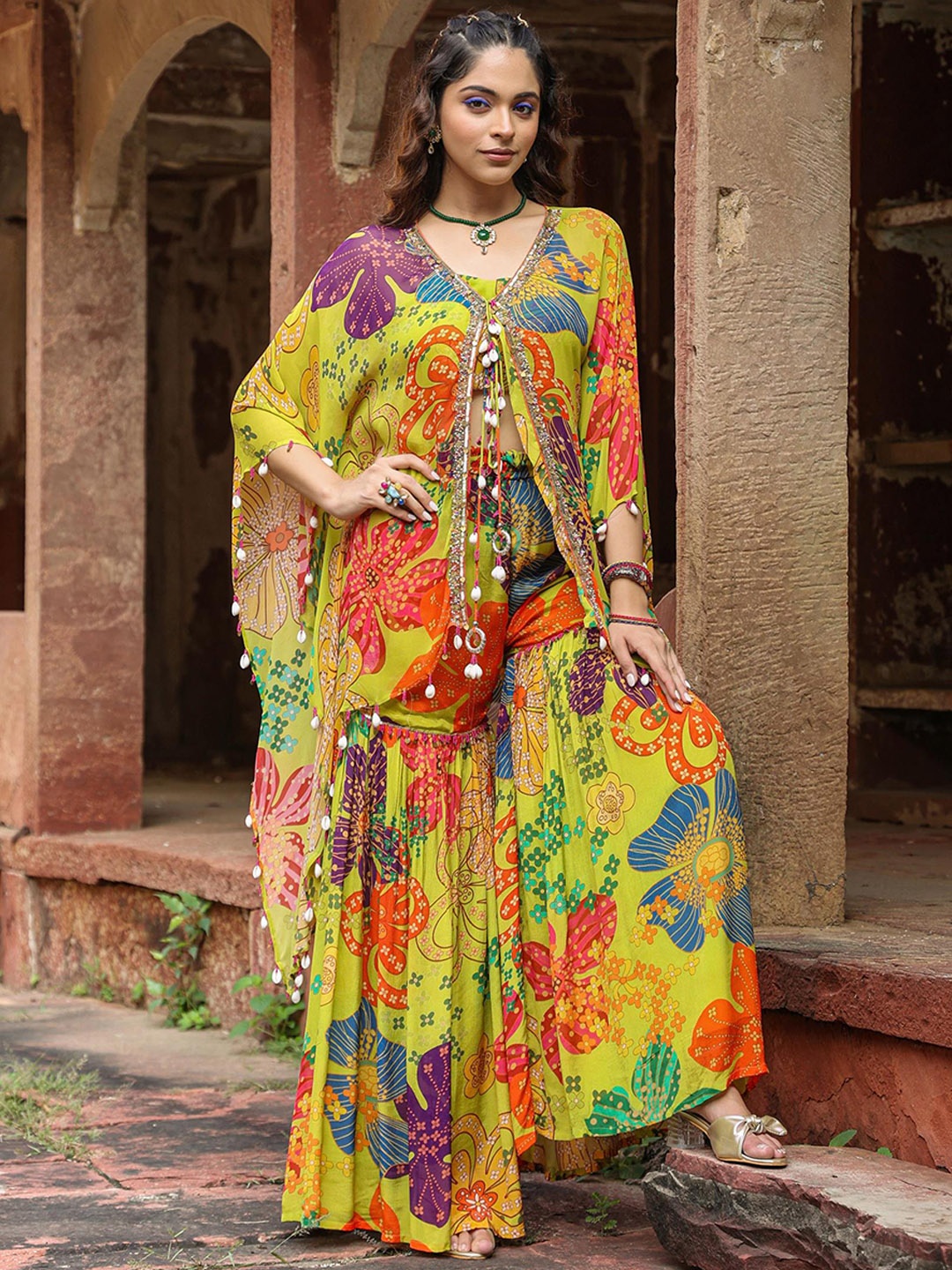 

SCAKHI Floral Printed Round Neck Top With Shrug & Flared Shararas Co-Ords, Lime green