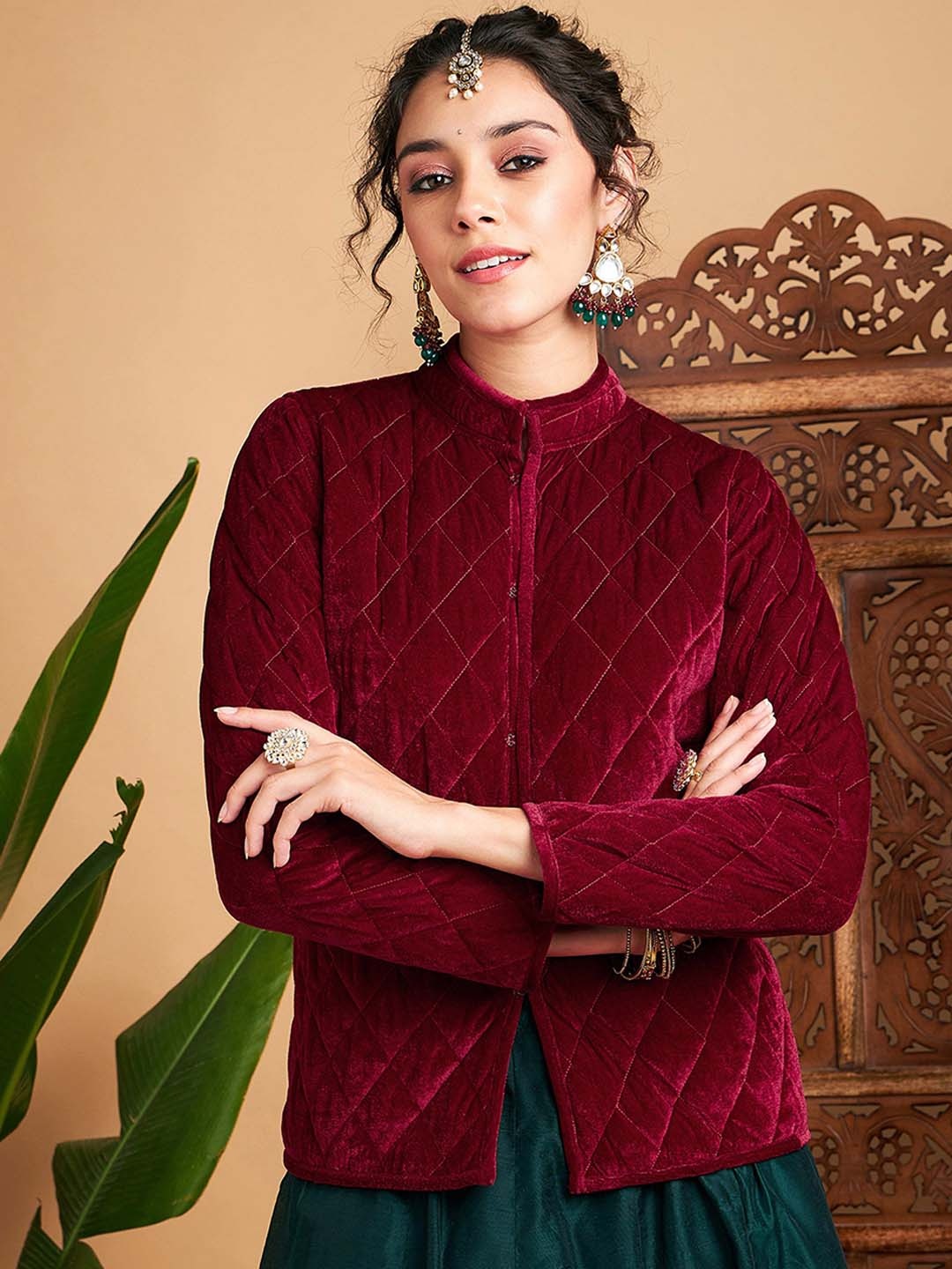 

Shae by SASSAFRAS Maroon Geometric Quilted Jacket