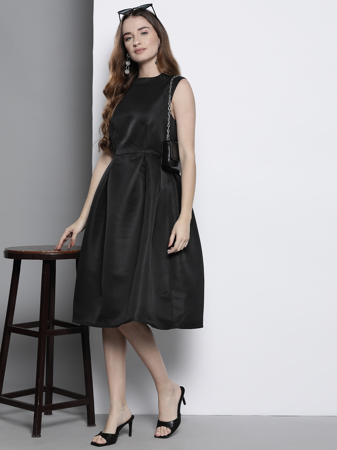 

Boohoo Boutique Solid Fit & Flare Dress, Black