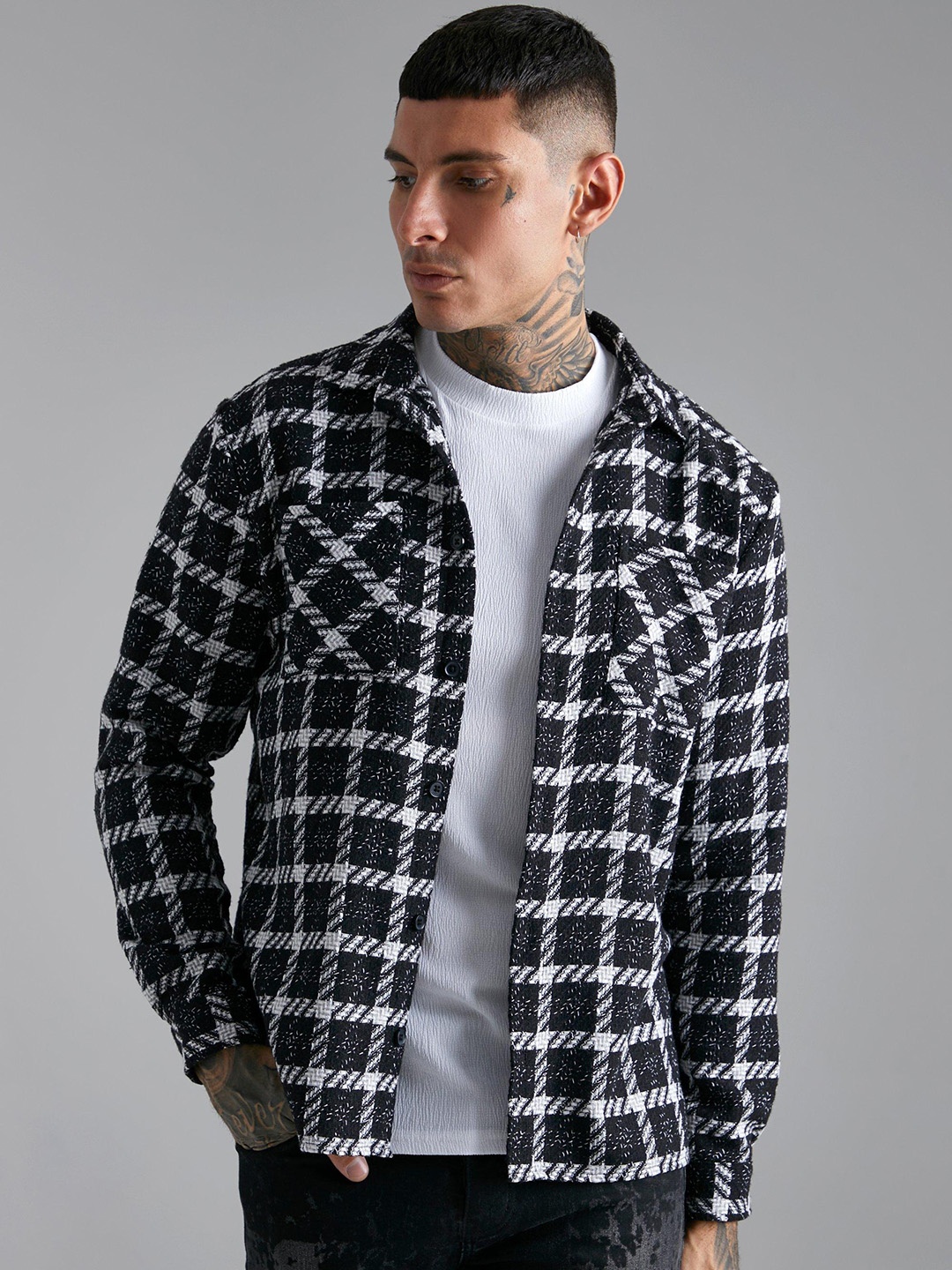 

boohooMAN Heavyweight Boucle Checked Overshirt, Black