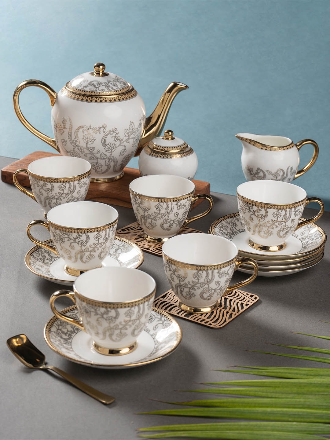 

CLAY CRAFT White & Gold-Toned 15 Pieces Printed Ceramic Glossy Kettle Set